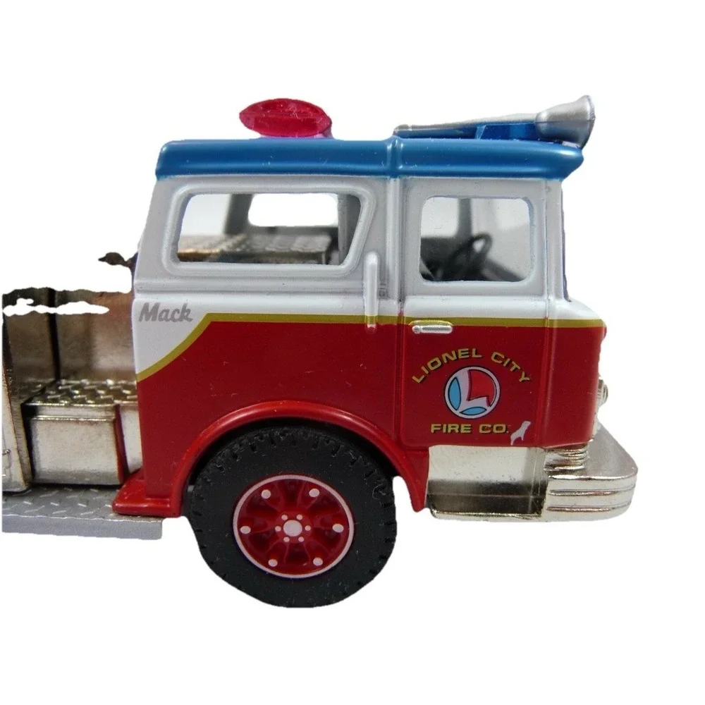 Corgi Classics Lionel City Fire Truck Co Mack CF Pumper 52002 Red